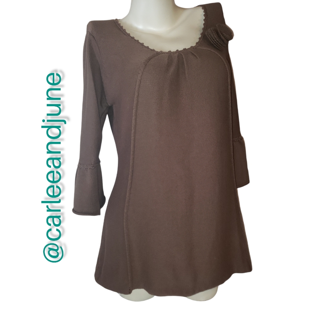 Two Dog Star womens,  pullover  sweater. Brown. Pre-owned, great condition.
